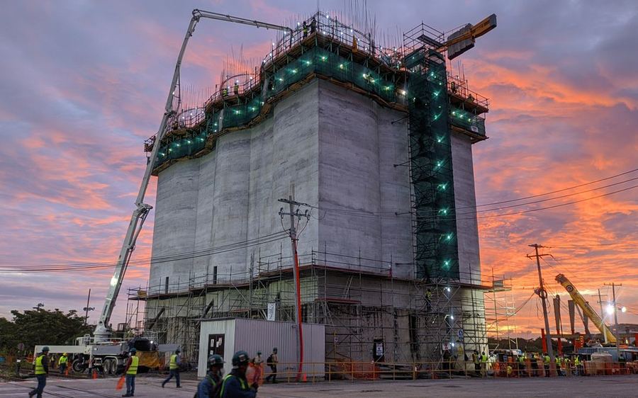 Glass furnace, Veracruz — Grupo Modelo